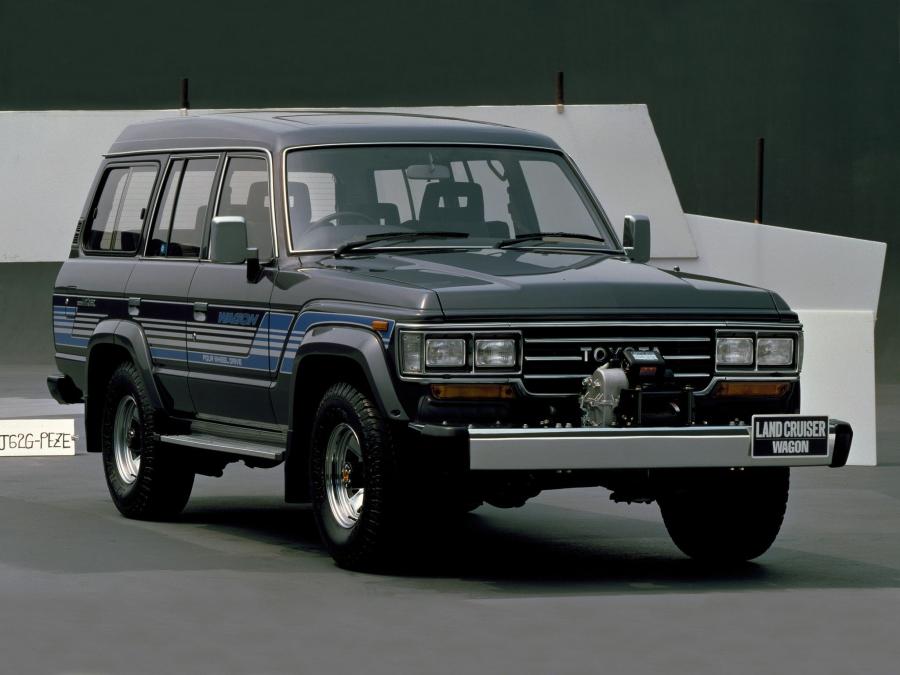  Toyota Land Cruiser 60 VX High Roof 1987 года  (фото 6 из 8)
